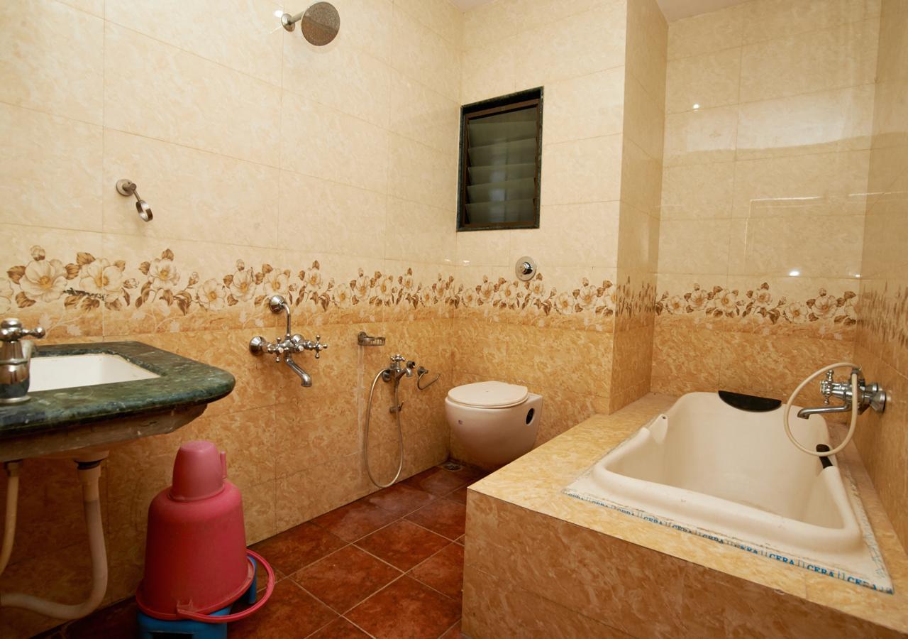 Hotel Three G Shirdi Eksteriør billede